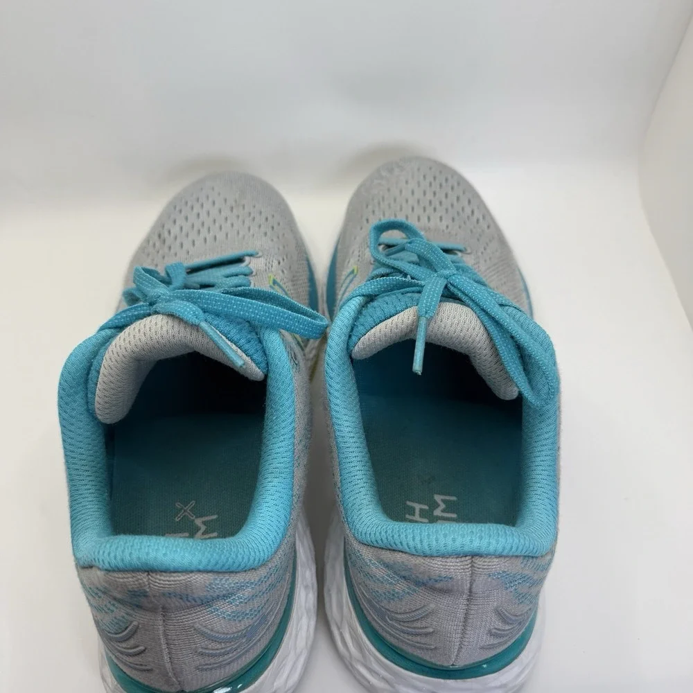 New Balance‎ Fresh Foam 880 V11 Women's Size 8.5 D Gray Blue Green Running Shoes